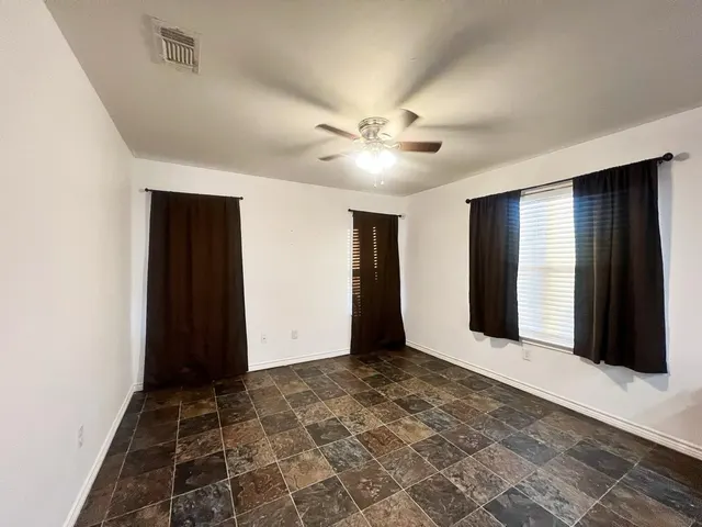 Photo 4 — 3301 E Dartmouth Street, Lubbock, TX 79403