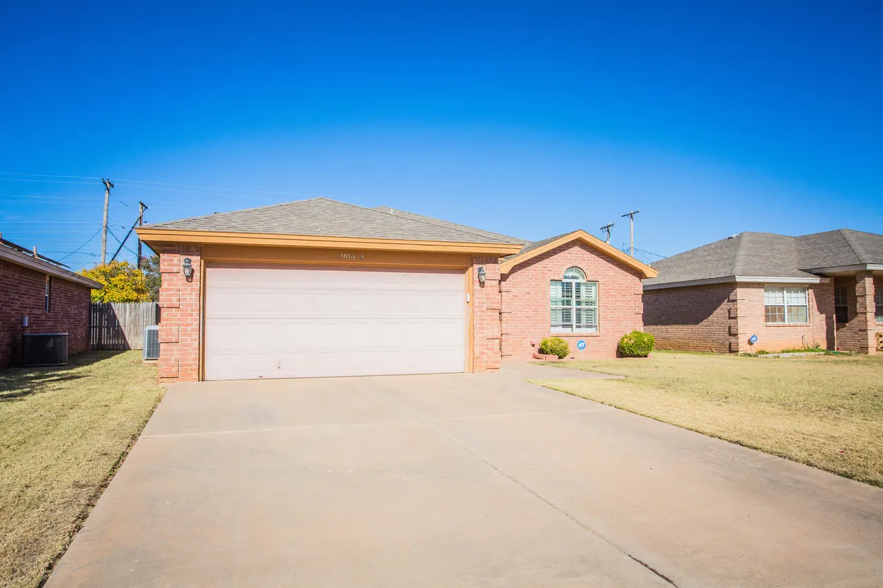Photo 17 — 906 Xavier Street 1, Lubbock, TX 79403