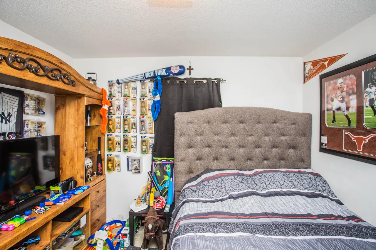 Photo 9 — 906 Xavier Street 1, Lubbock, TX 79403