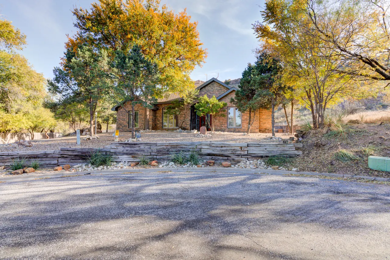 Photo 2 — 3 Sunset Lane, Ransom Canyon, TX 79366
