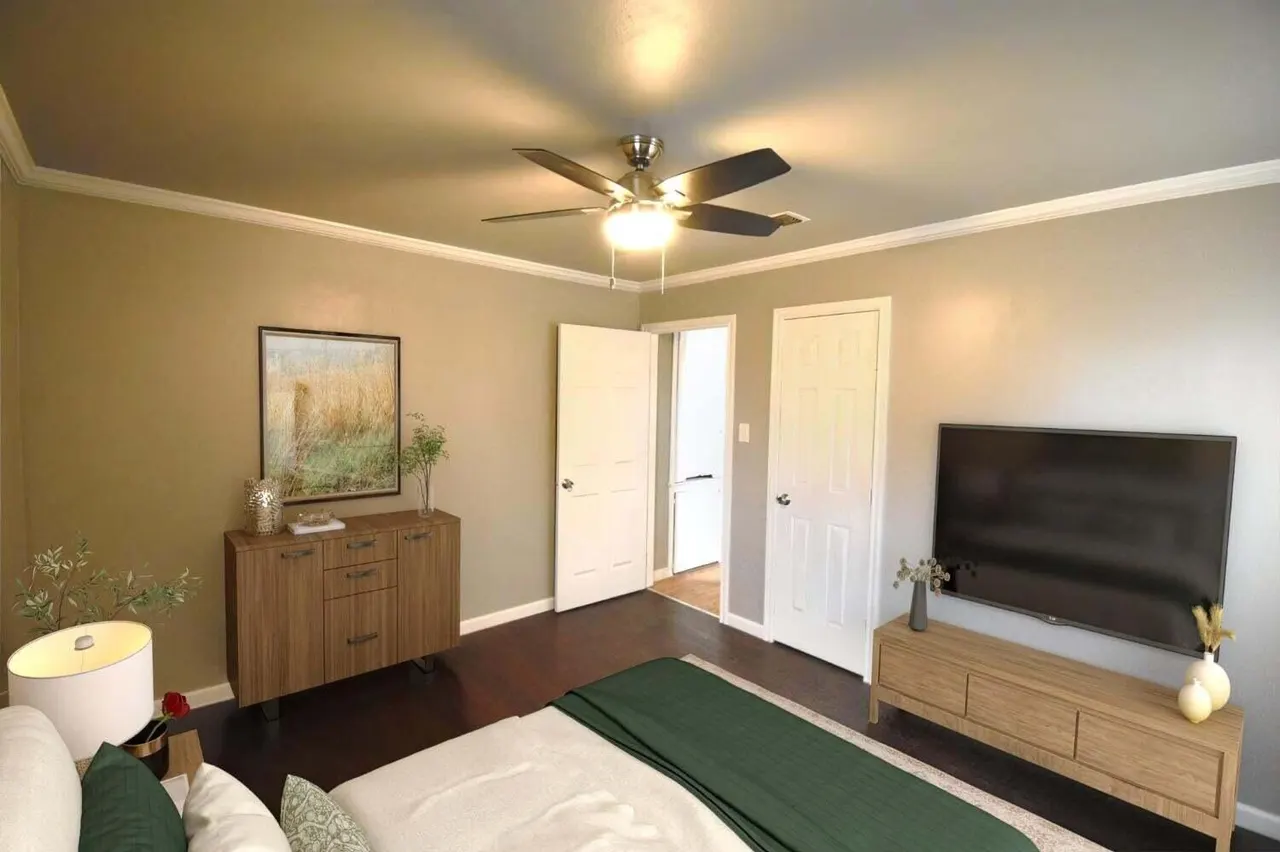 Photo 6 — 2027 65th Street, Lubbock, TX 79412