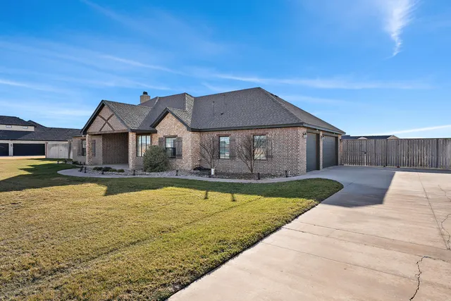 Photo 2 — 9217 County Road 6870, Lubbock, TX 79407