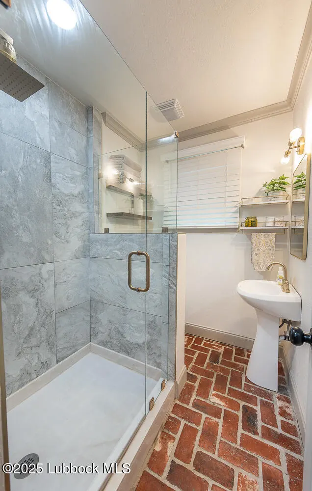 Photo 12 — 2602 25th Street, Lubbock, TX 79410