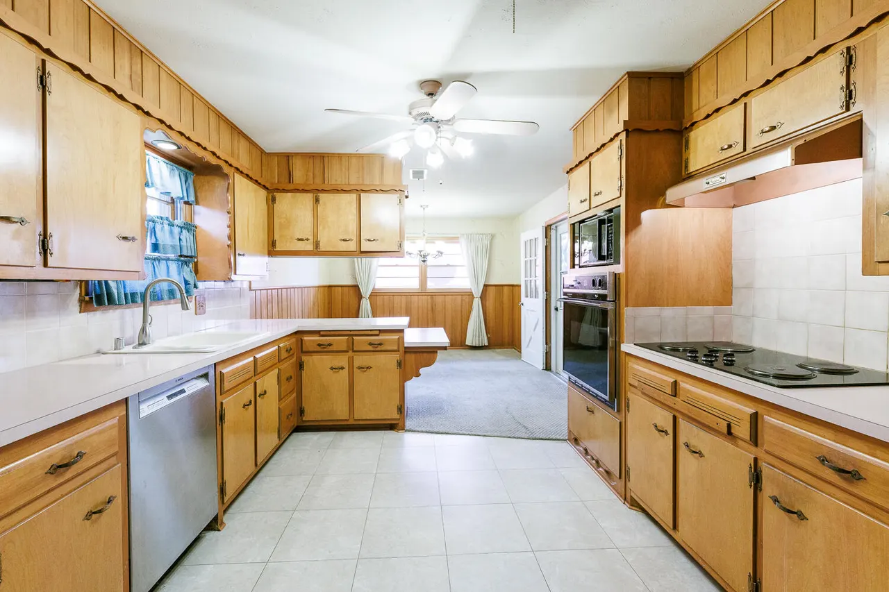 Photo 19 — 3422 59th Street, Lubbock, TX 79413