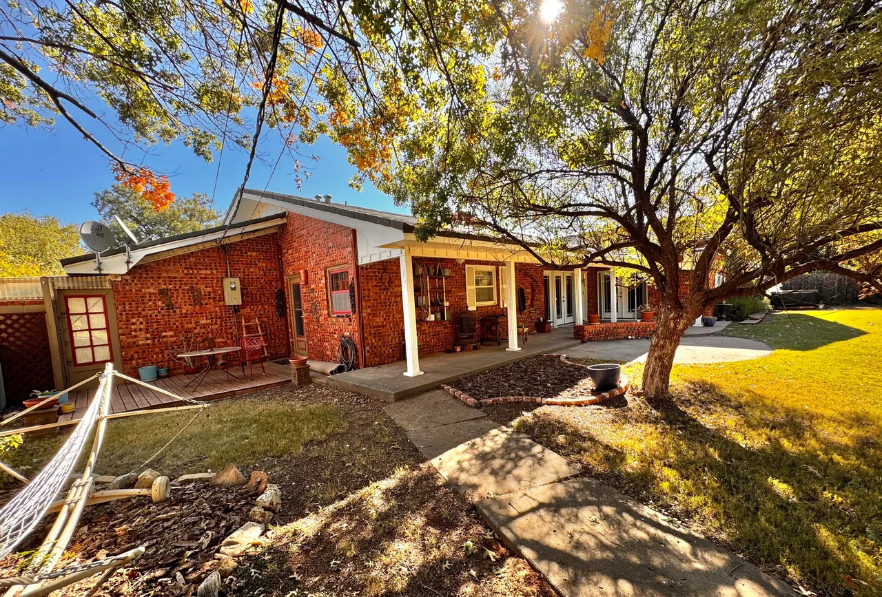 Photo 42 — 1403 Amarillo Street, Plainview, TX 79072
