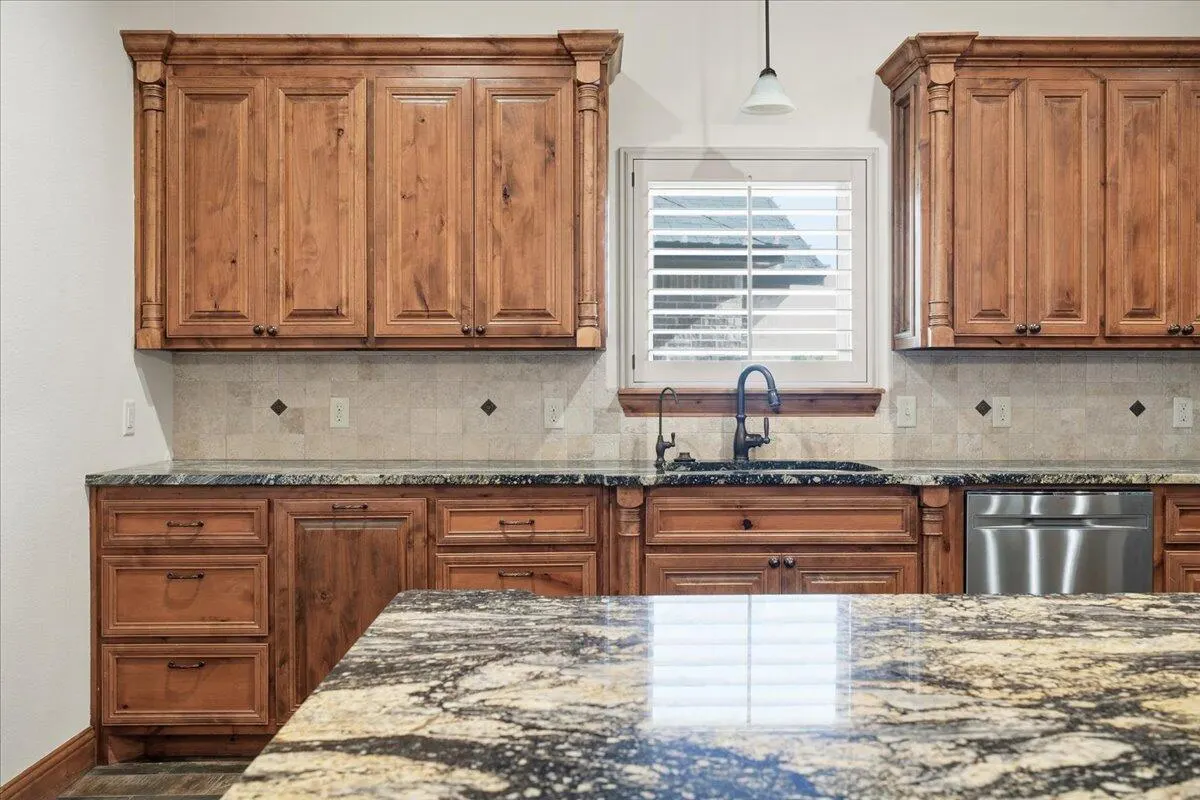 Photo 15 — 1204 N 14th Place, Wolfforth, TX 79382