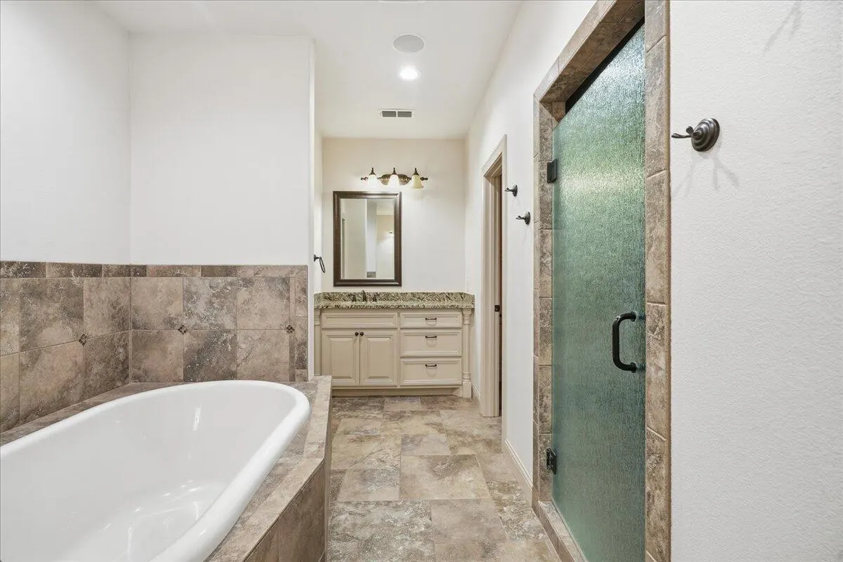 Photo 25 — 1204 N 14th Place, Wolfforth, TX 79382