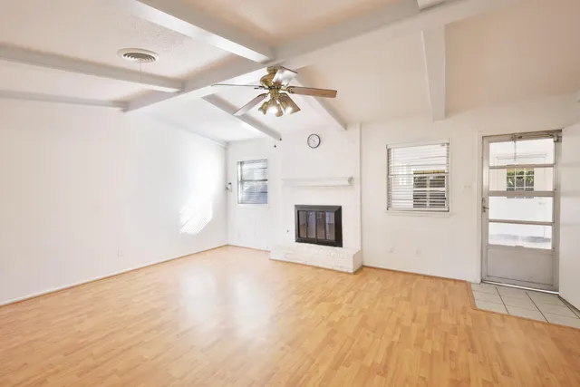 Photo 2 — 5427 40th Street, Lubbock, TX 79414