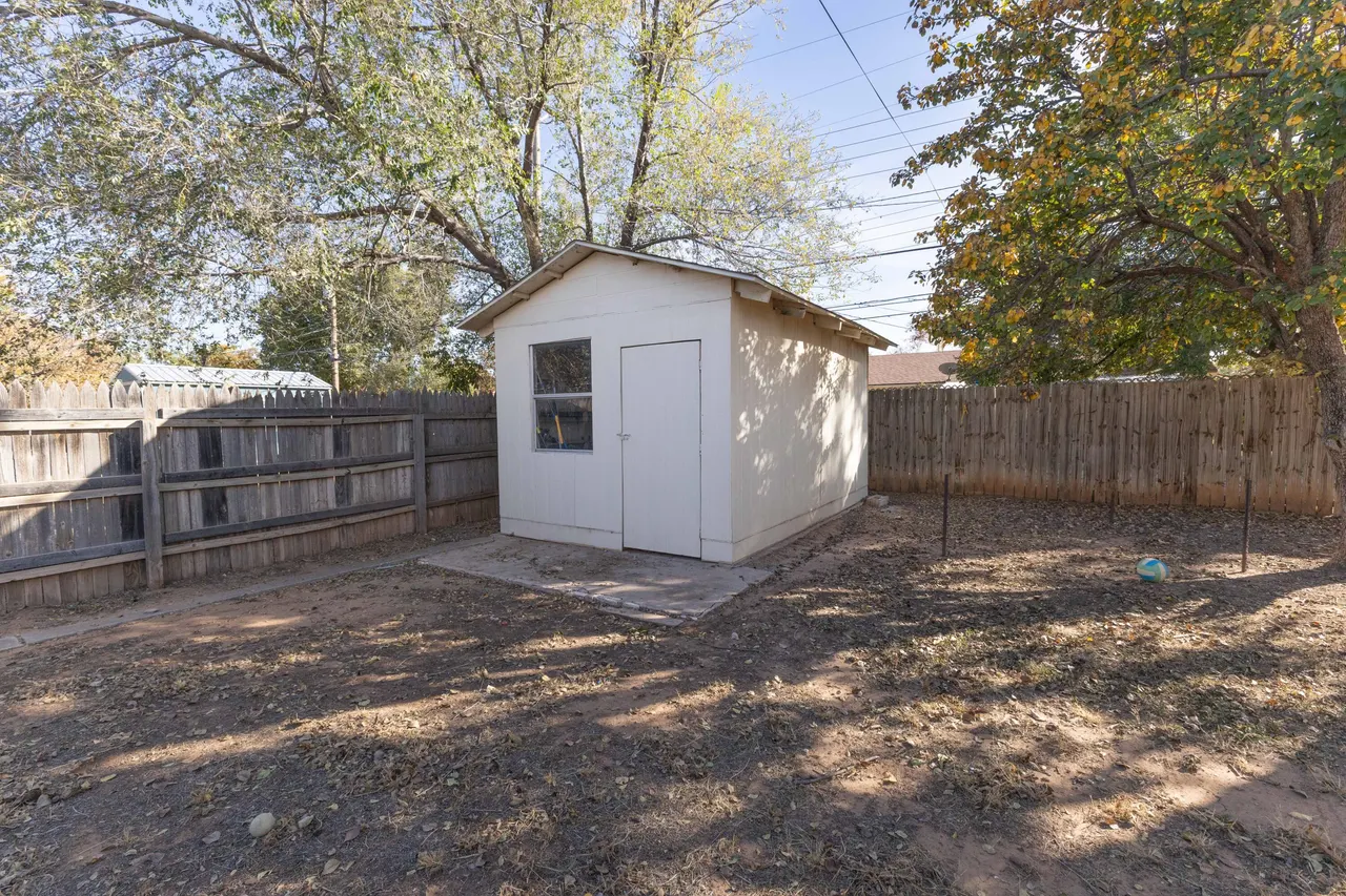 Photo 16 — 5427 40th Street, Lubbock, TX 79414