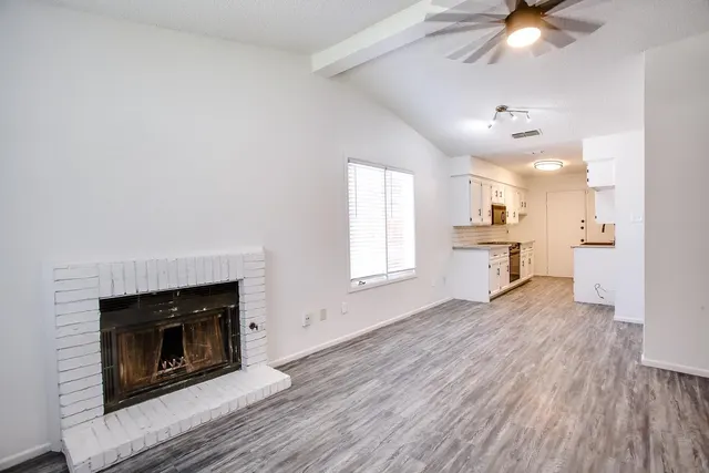 Photo 5 — 4749 2nd Street, Lubbock, TX 79416