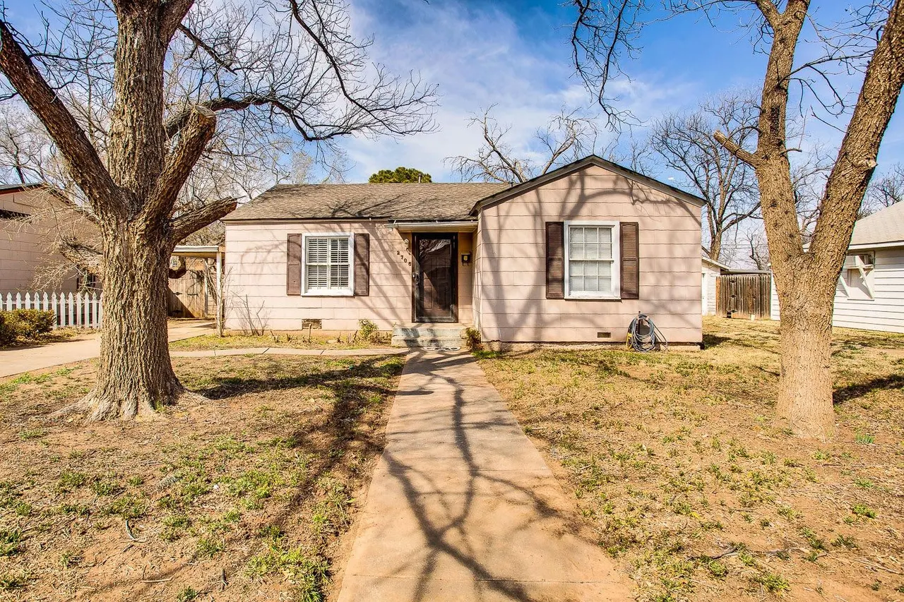 Front exterior — 2706 36th Street, Lubbock, TX 79413