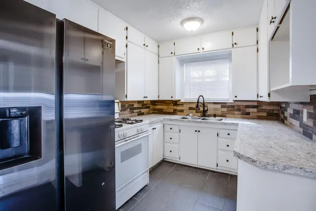 Photo 6 — 2706 36th Street, Lubbock, TX 79413