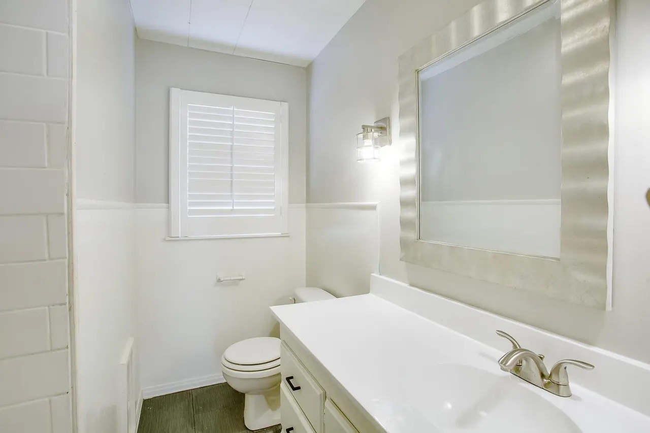 Photo 11 — 2706 36th Street, Lubbock, TX 79413