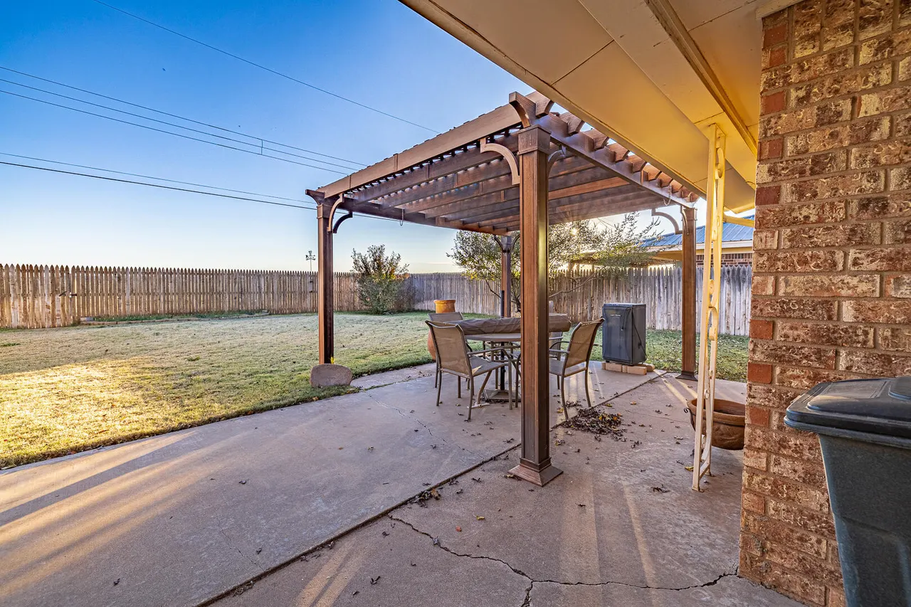 Photo 38 — 1414 5th Street, Shallowater, TX 79363