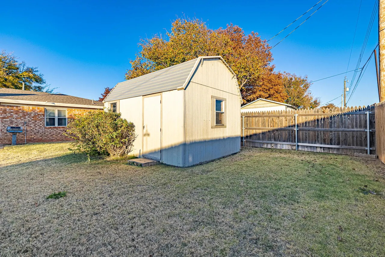Photo 44 — 1414 5th Street, Shallowater, TX 79363