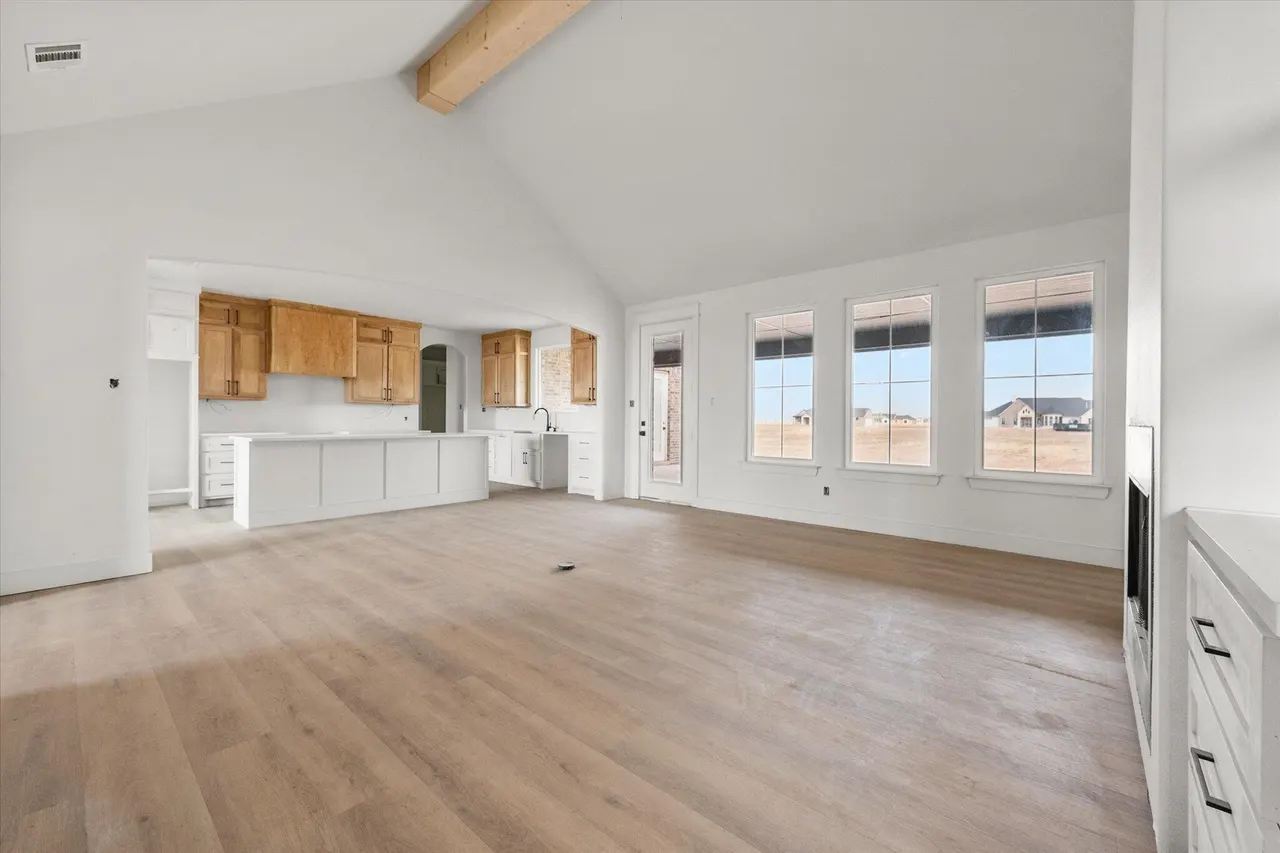 Photo 8 — 307 Boxwood Avenue, New Home, TX 79381