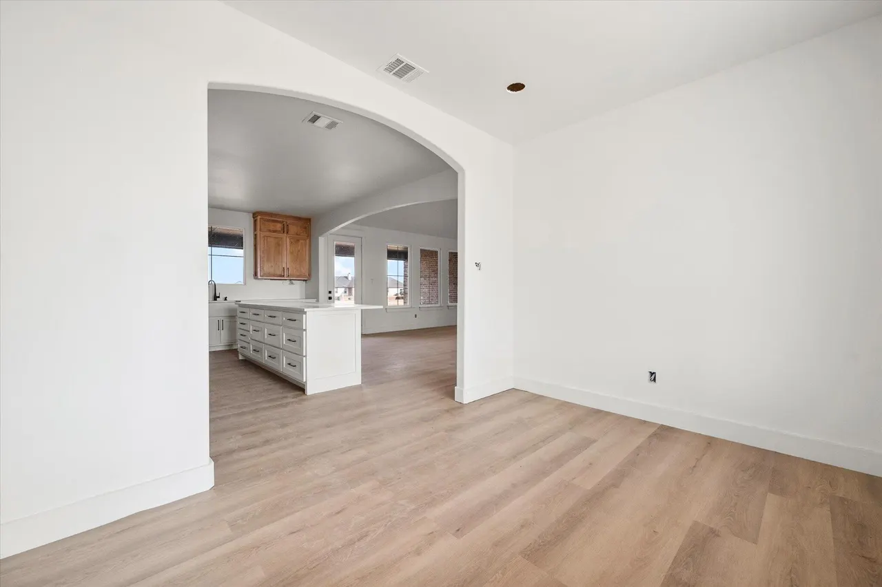 Photo 17 — 307 Boxwood Avenue, New Home, TX 79381