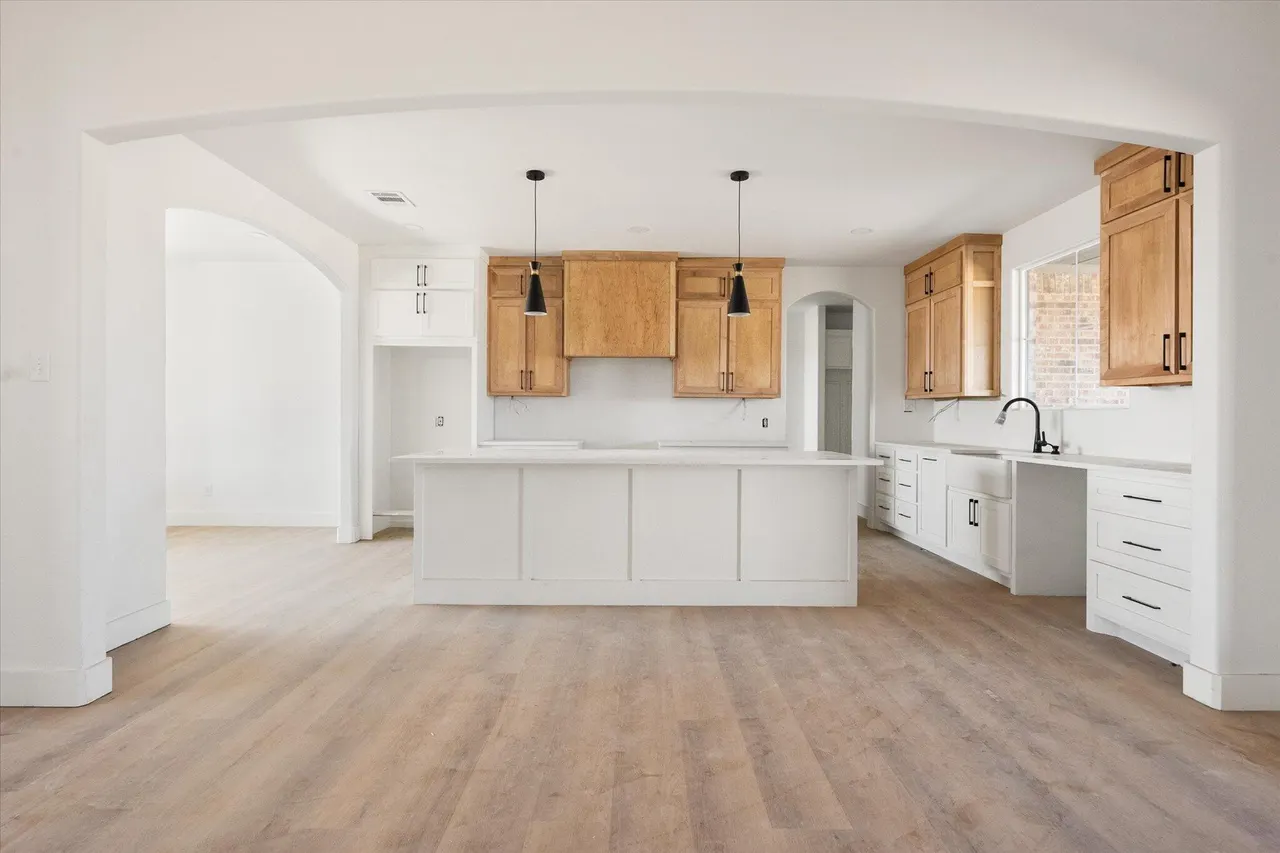 Photo 10 — 307 Boxwood Avenue, New Home, TX 79381