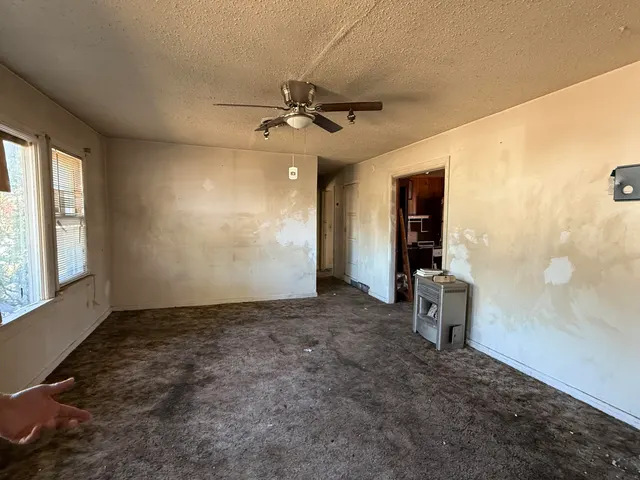 Photo 5 — 2419 39th Street, Lubbock, TX 79412
