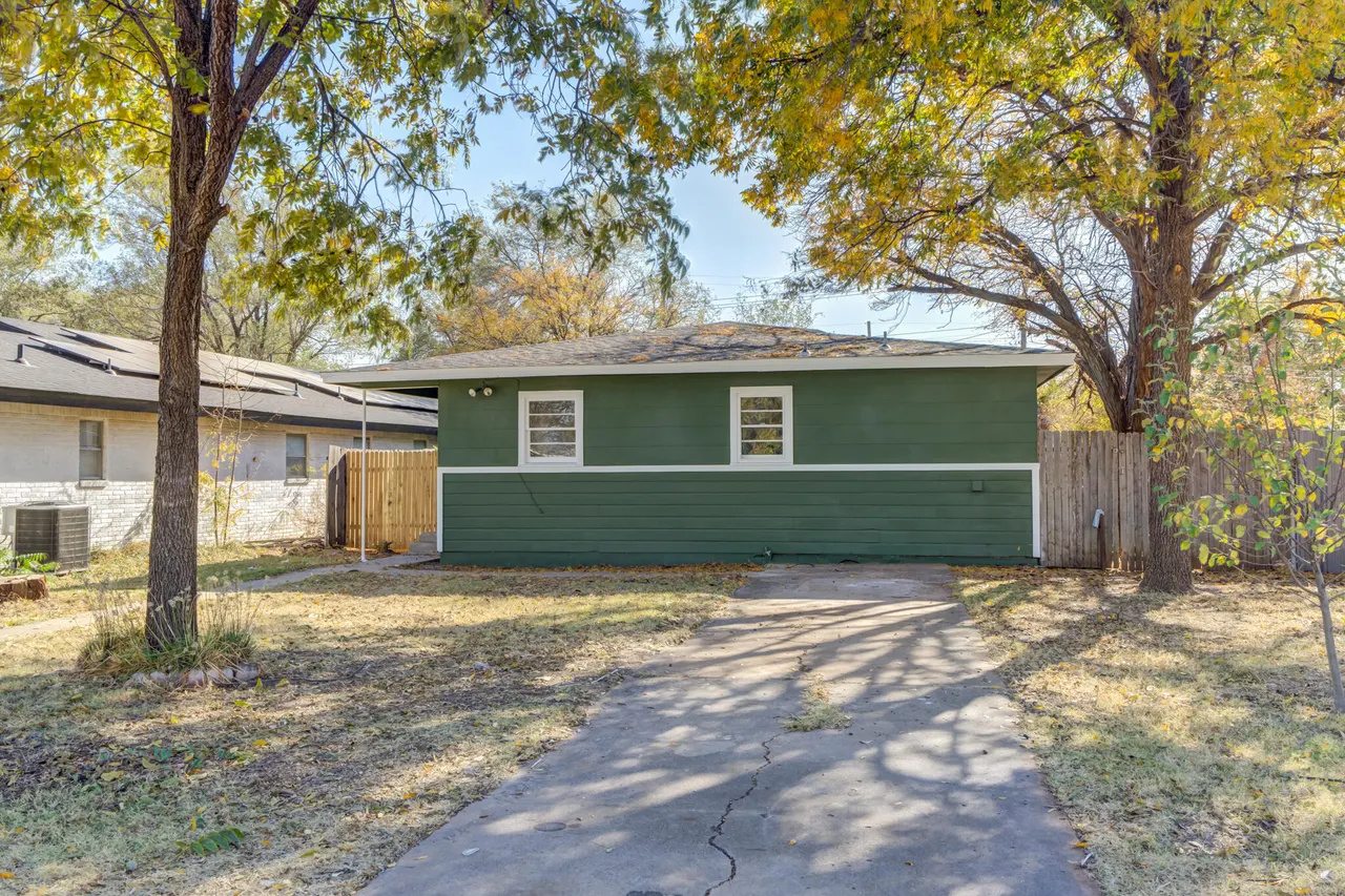 Photo 2 — 4511 40th Street, Lubbock, TX 79414