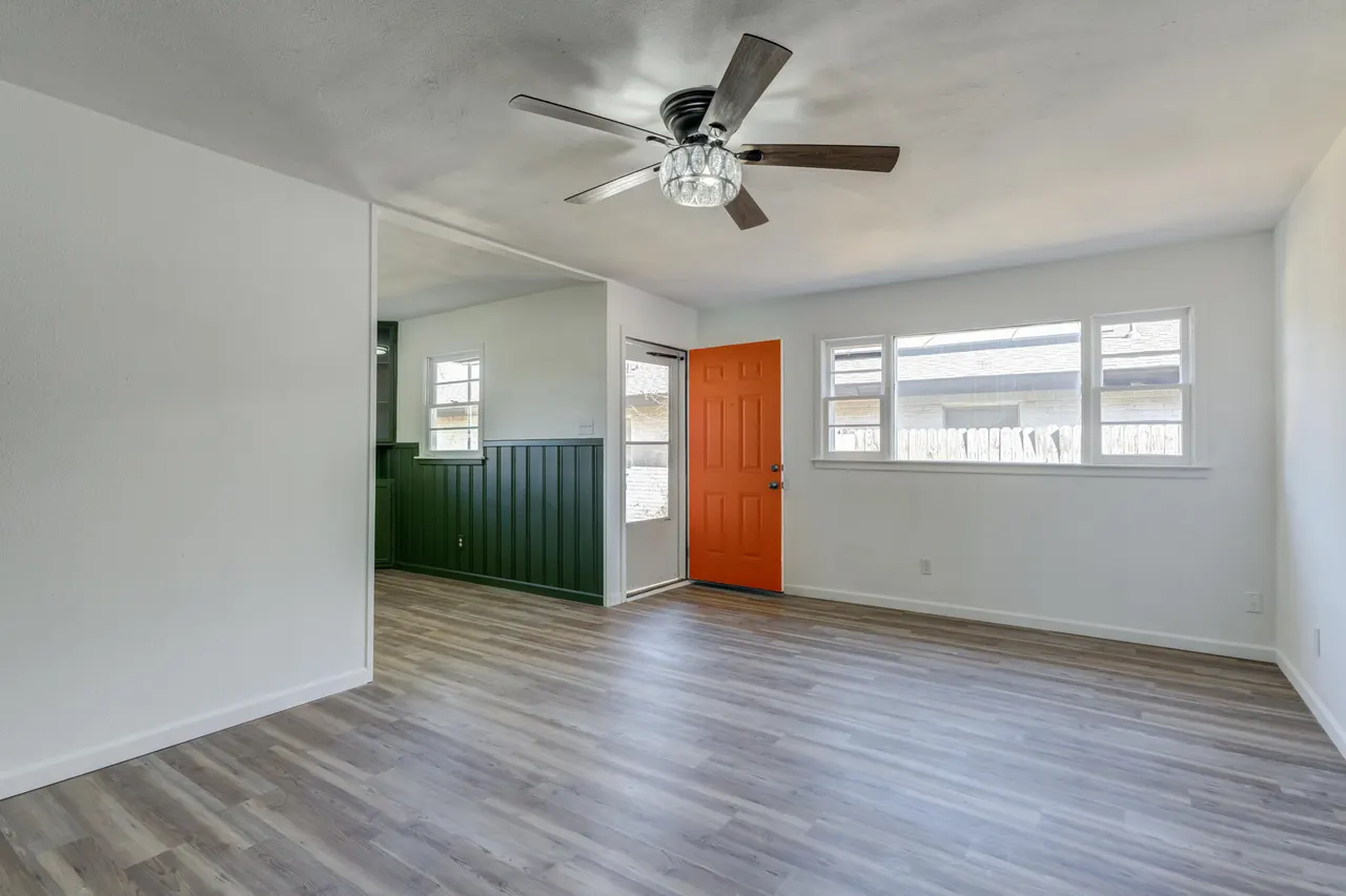 Photo 6 — 4511 40th Street, Lubbock, TX 79414