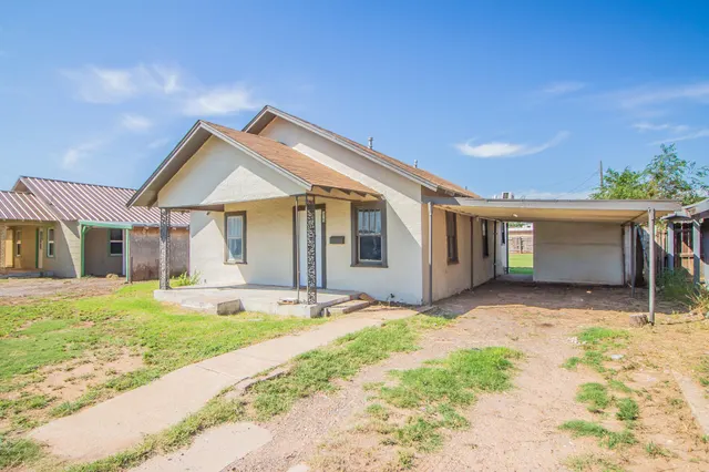 Front exterior — 315 S 13th Street, Slaton, TX 79364