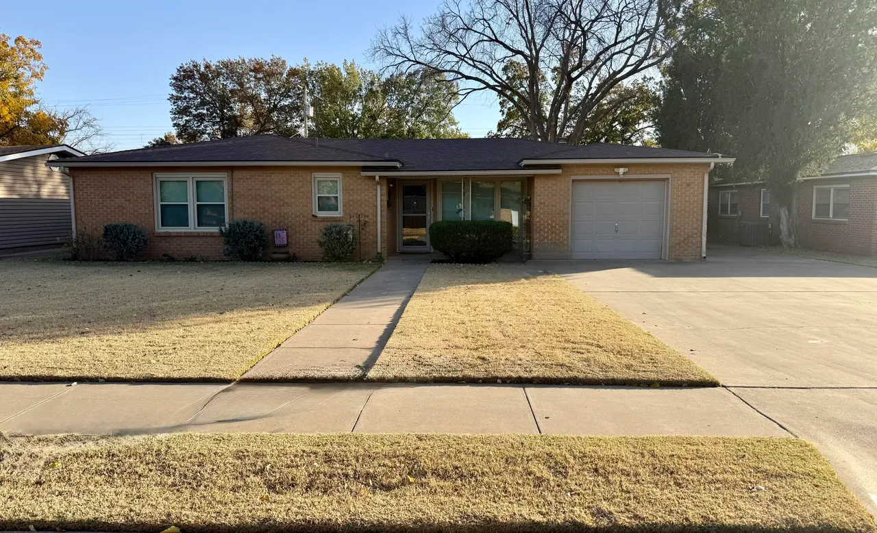 Photo 2 — 4005 46th Street, Lubbock, TX 79413