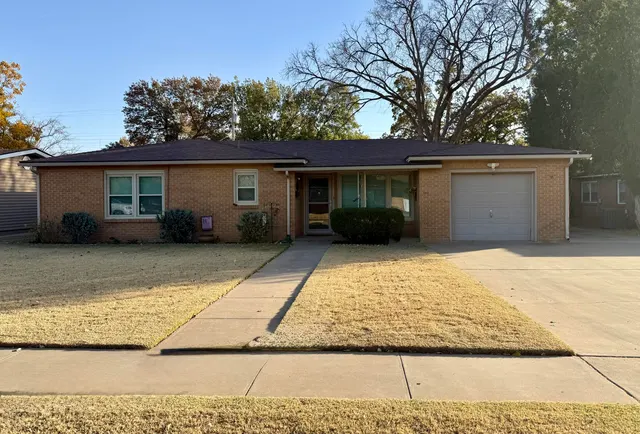 Photo 3 — 4005 46th Street, Lubbock, TX 79413