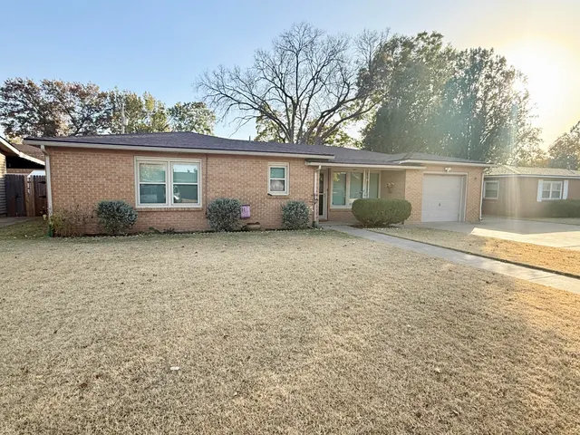 Photo 4 — 4005 46th Street, Lubbock, TX 79413