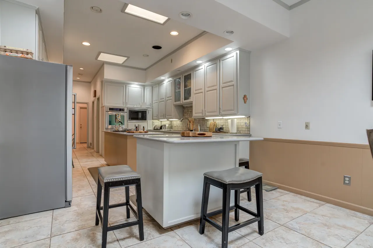 Photo 11 — 4528 7th Street, Lubbock, TX 79416