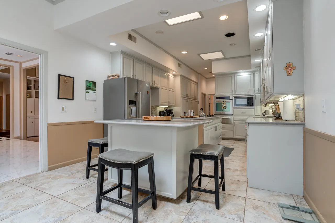 Photo 12 — 4528 7th Street, Lubbock, TX 79416