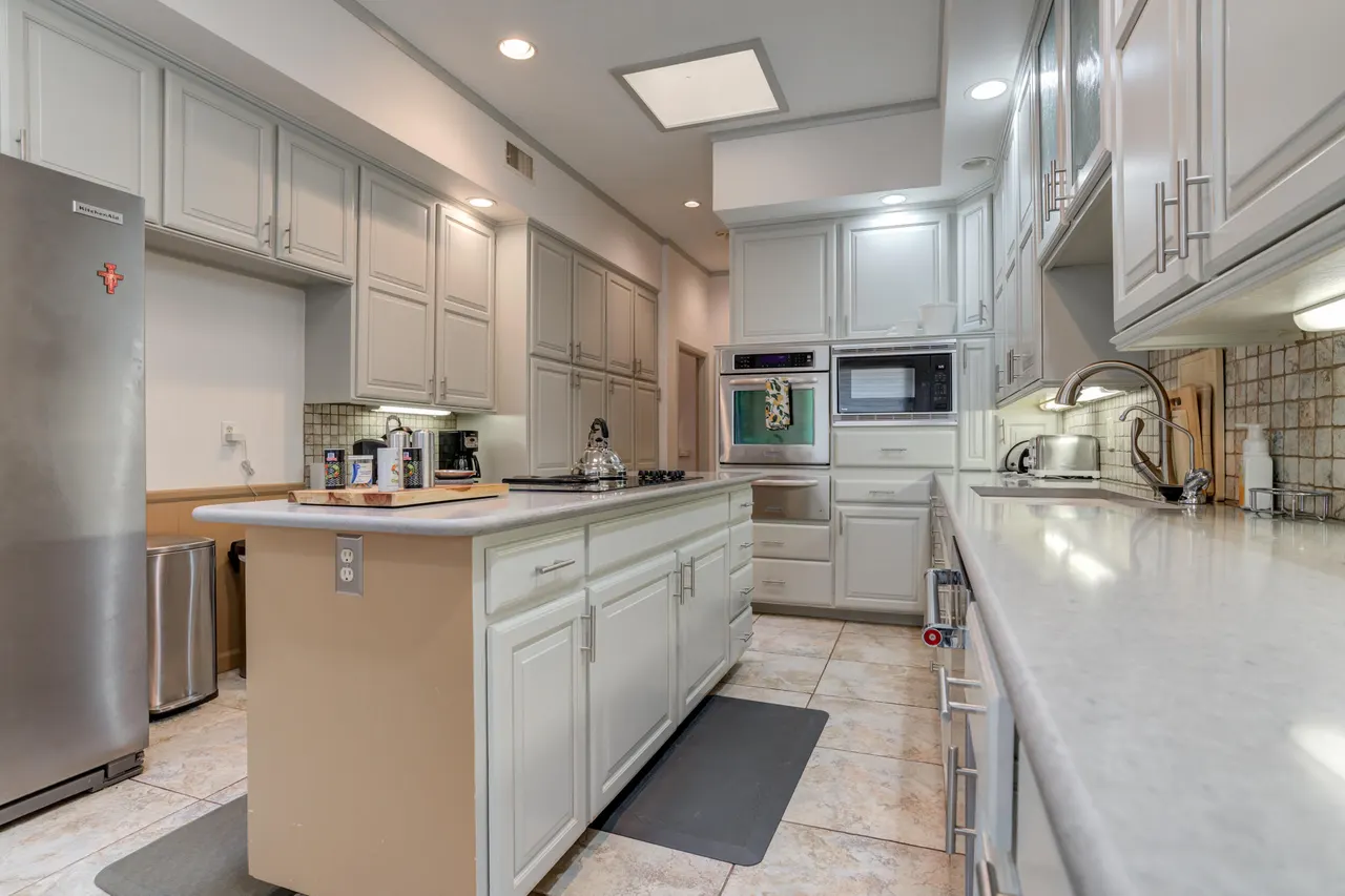 Photo 13 — 4528 7th Street, Lubbock, TX 79416