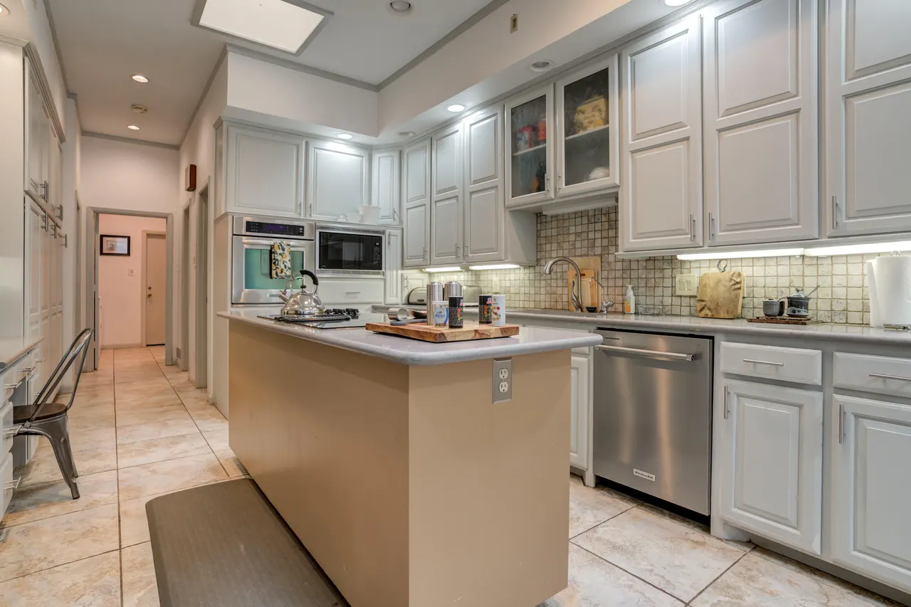 Photo 15 — 4528 7th Street, Lubbock, TX 79416
