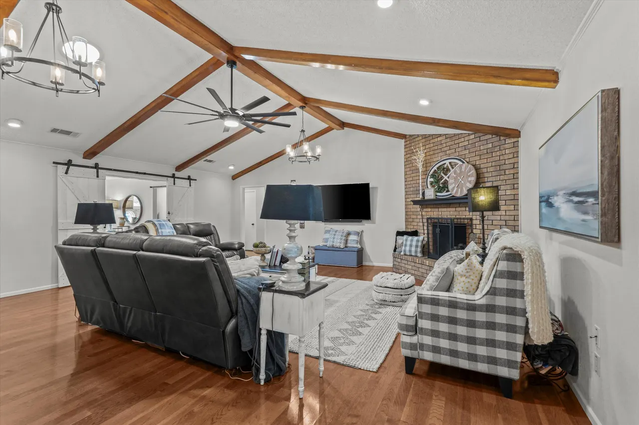 Photo 13 — 303 Cottonwood Lane, Levelland, TX 79336