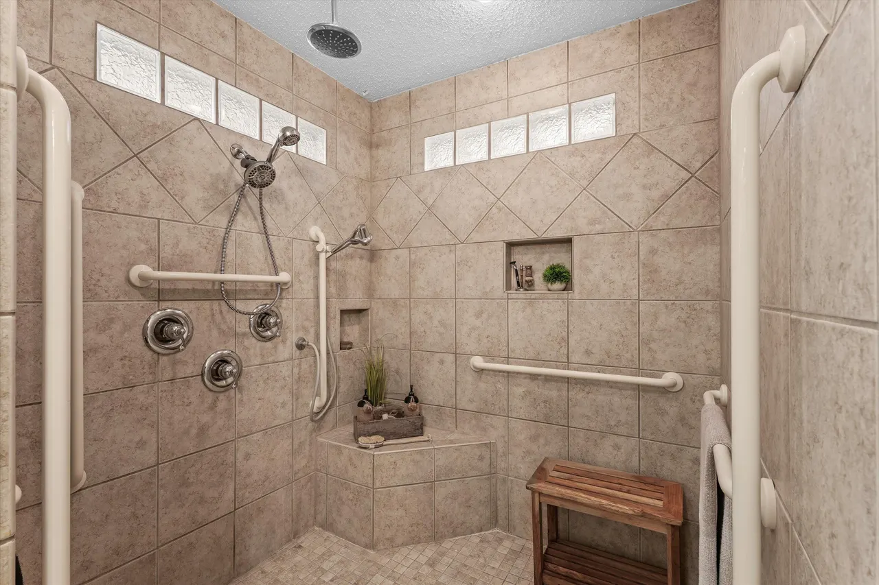 Photo 22 — 303 Cottonwood Lane, Levelland, TX 79336