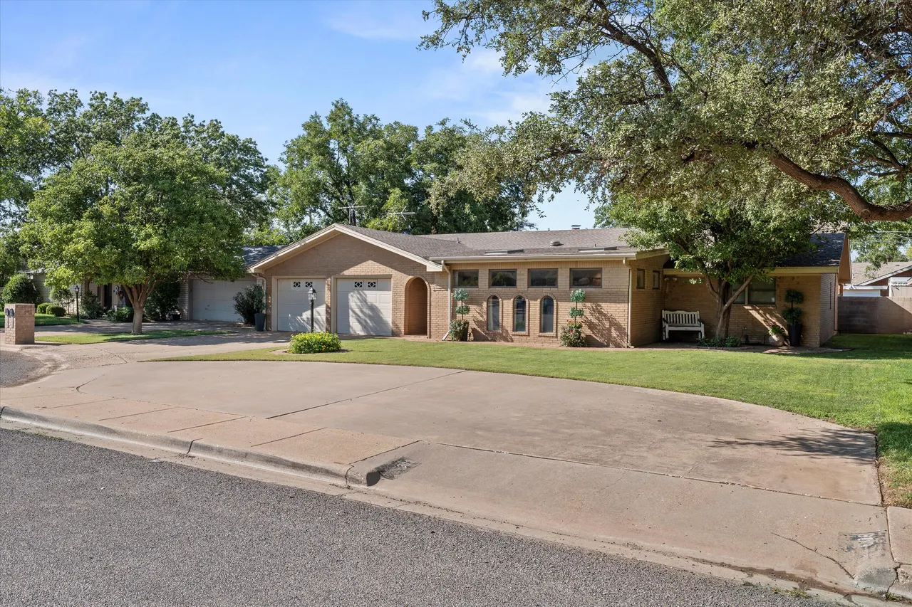 Photo 41 — 303 Cottonwood Lane, Levelland, TX 79336