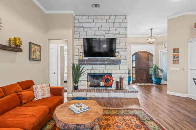 Photo 5 — 7723 E County Rd 5500, Idalou, TX 79329