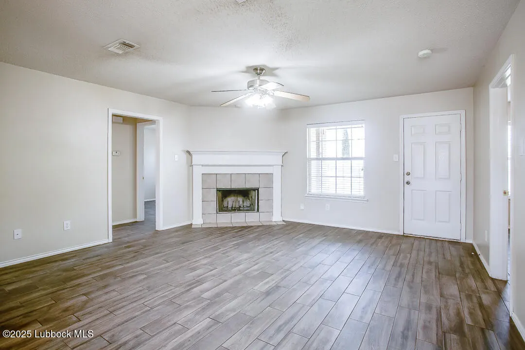 Photo 4 — 6512 7th Street, Lubbock, TX 79416