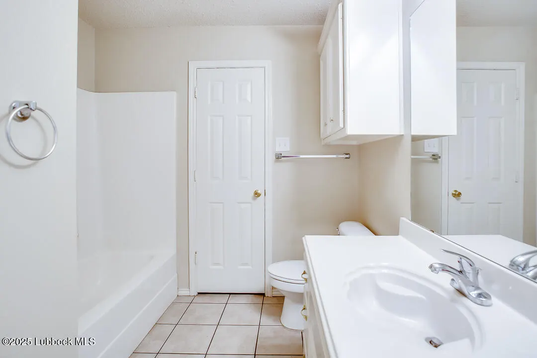 Photo 9 — 6512 7th Street, Lubbock, TX 79416