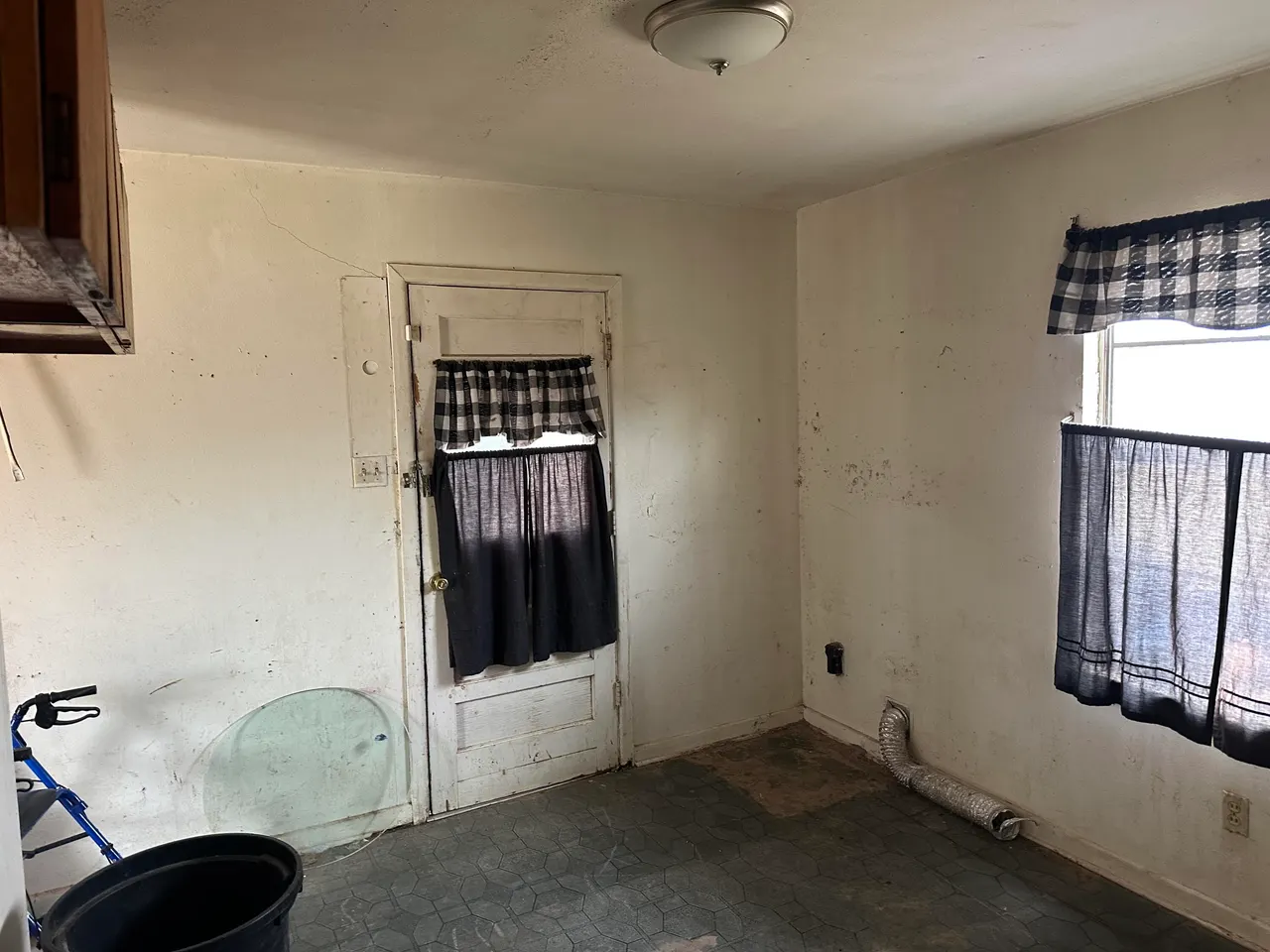Photo 11 — 3307 E 17th Street, Lubbock, TX 79403