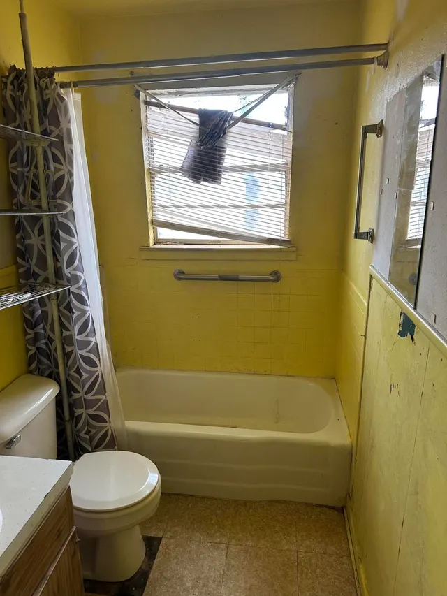Photo 4 — 3307 E 17th Street, Lubbock, TX 79403
