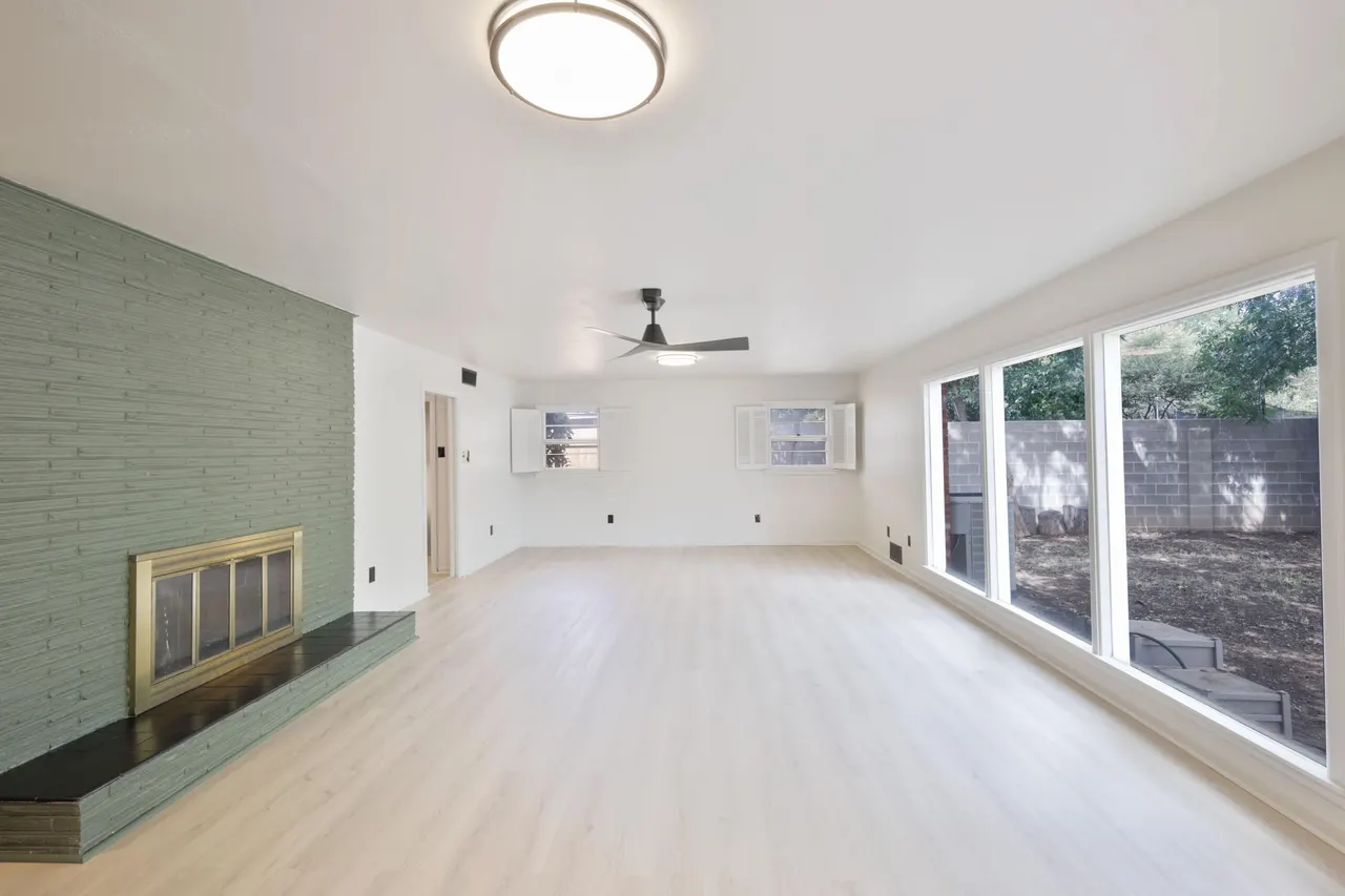 Photo 12 — 3202 45th Street, Lubbock, TX 79413