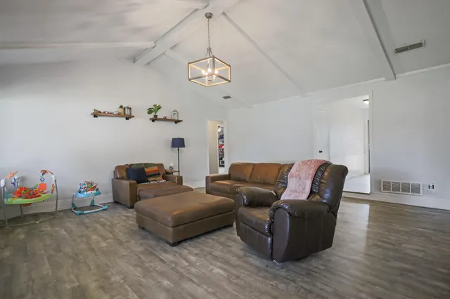 Photo 8 — 4716 66th Street, Lubbock, TX 79414
