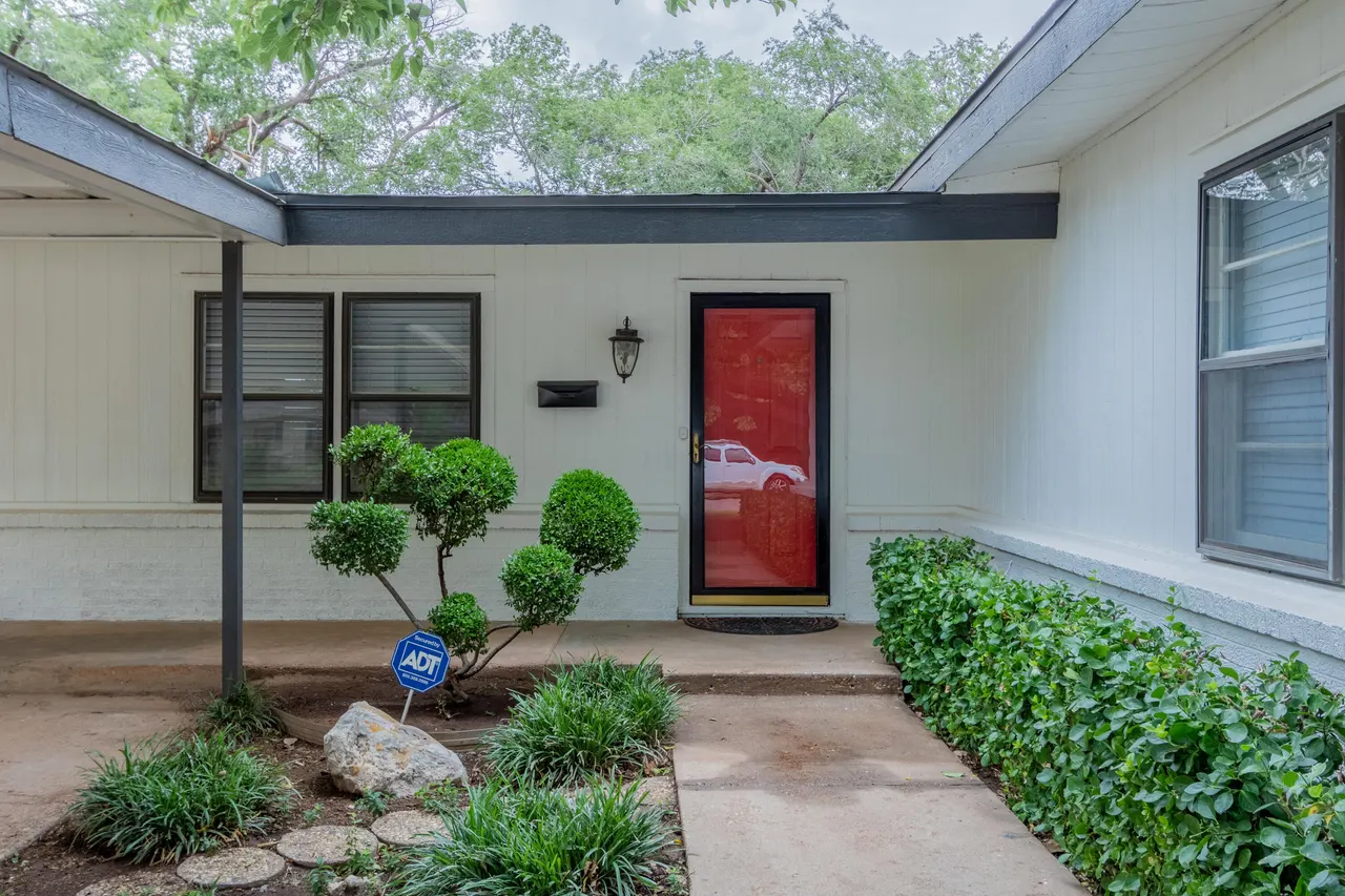 Front exterior — 4224 37th Street, Lubbock, TX 79413