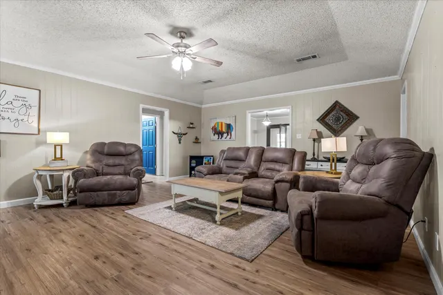 Photo 6 — 2018 Mustang Drive, Levelland, TX 79336