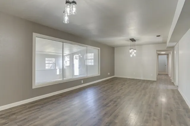 Photo 5 — 3516 43rd Street, Lubbock, TX 79413