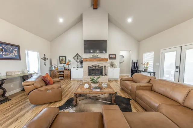 Photo 2 — 6510 County Rd 1100, Shallowater, TX 79363