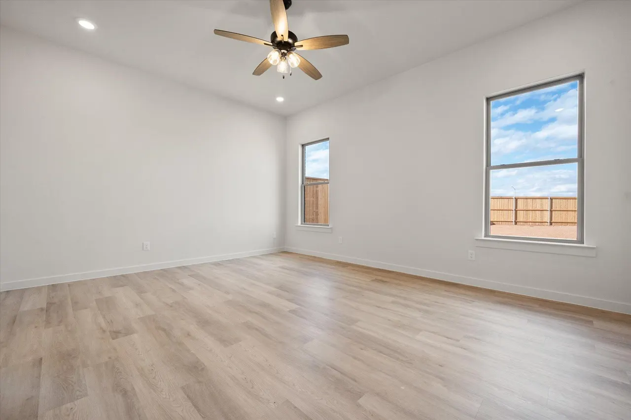 Photo 13 — 7008 56th Street, Lubbock, TX 79407