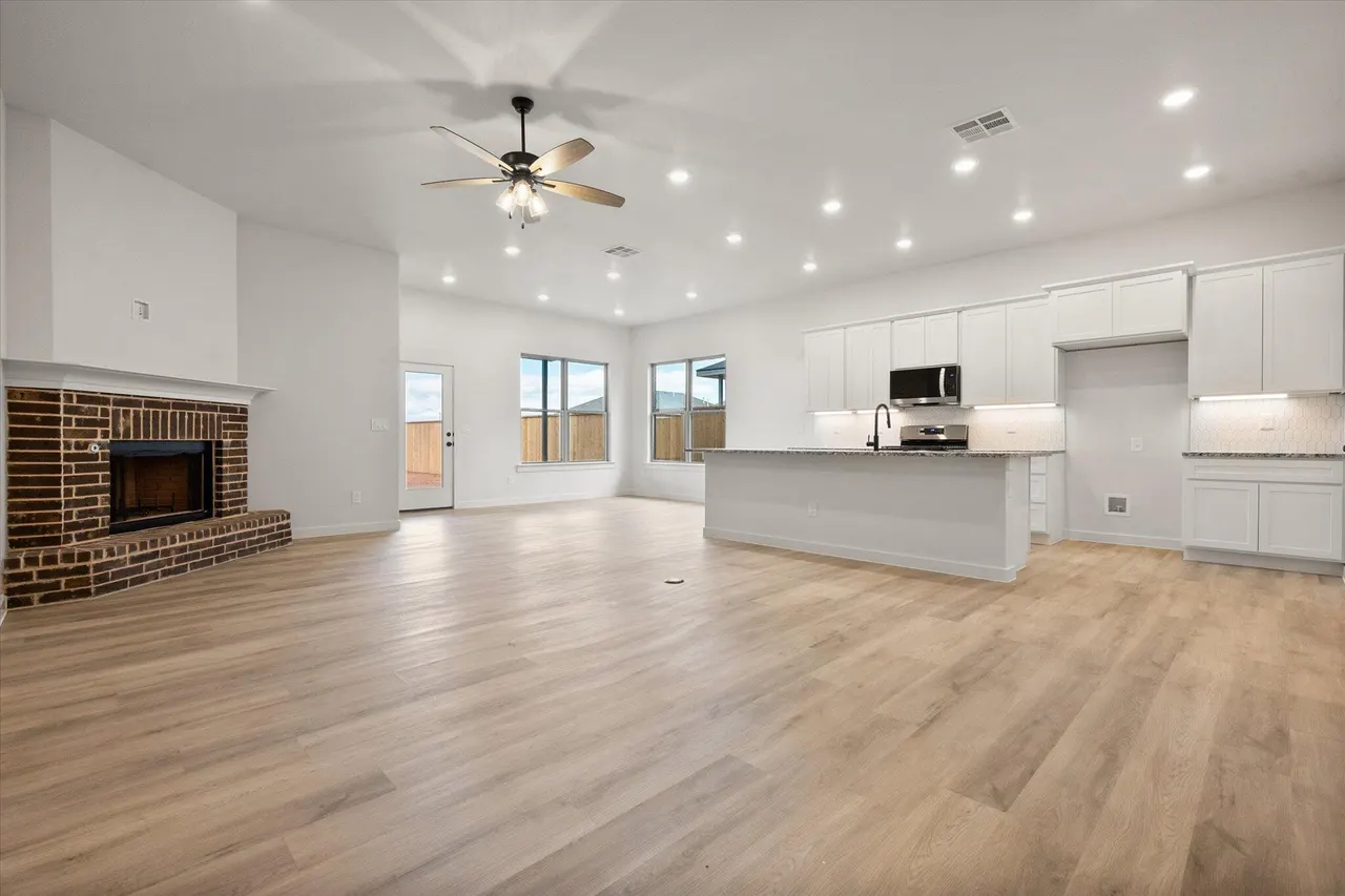 Photo 3 — 7008 56th Street, Lubbock, TX 79407