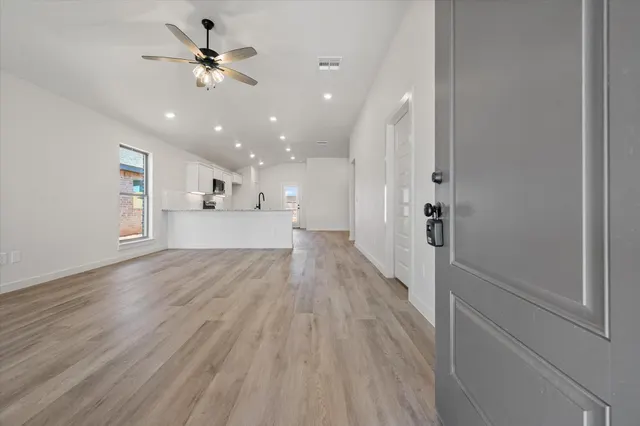 Photo 2 — 606 E 22nd Street, Wolfforth, TX 79382